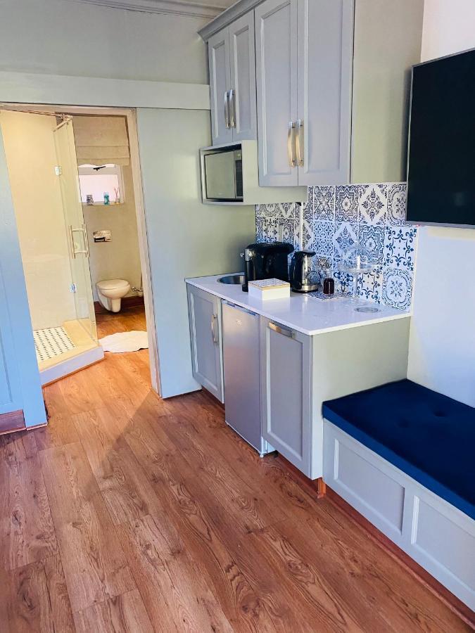 Bella Blue Guesthouse Блумфонтейн Экстерьер фото